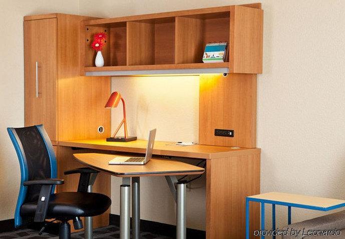 Towneplace Suites Колорадо Спрингс Екстериор снимка
